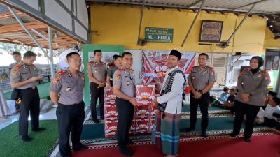 Jelang HUT ke-77 Bhayangkara, Serdik Sespimti/men Polri Bagikan Sembako ke Panti Asuhan di Bandung