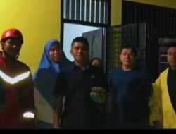 Warga Ucapkan Terima Kasih, Tim Rescue Damkarmat Kota Medan Evakuasi Sarang Tawon