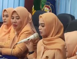 Ketua Dharma Wanita Disdamkarmat Medan Pimpinan Pertemuan Bahas Persiapan 17 Agustus