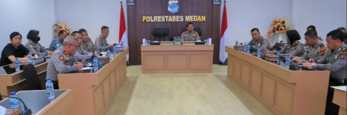 Waka Polrestabes Medan, AKBP Yudhi Hery Setiawan berikan arahan kepada personil.(Ist)
