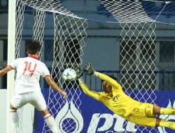 Garuda Muda Gagal Juara Piala AFF U-23 Usai Kalah Adu Penalti dari Vietnam, Ernando Ari Tuai Pujian