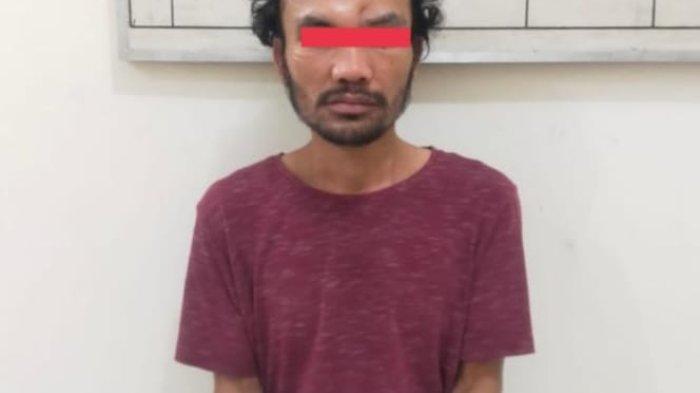 RKH, pengedar sabu di Kelurahan Sorkam kanan, Kecamatan Sorkam Barat, Kabupaten Tapanuli Tengah setelah ditangkap polisi.