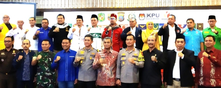 Kapolrestabes Medan Kombes Pol Valentino Alfa Tatareda poto bersama.(Ist