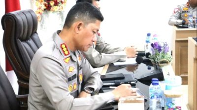 Kapolrestabes Medan Kombes Pol Valentino Alfa Tatareda ikut zoom meeting.(Ist)