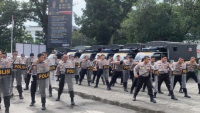 Siap Hadapi Unras Pemilu, Sat Samapta Polrestabes Medan Latihan Dalmas