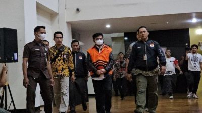 Mantan Mentan, Syahrul Yasin Limpo resmi ditahan KPK, Jumat (13/10/2023).