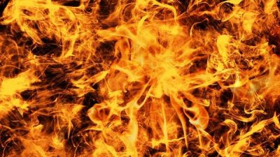 Pemuda Dibakar Hidup-hidup di Perumnas Mandala Gegara Dituduh Curi HP