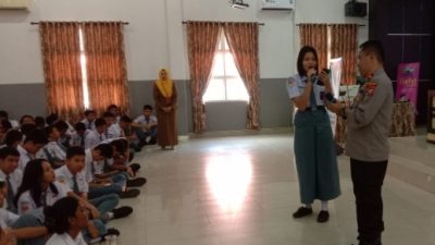 Sat Binmas Polrestabes Medan Workshop Pencegahan Bullying di SMAN 1 Medan