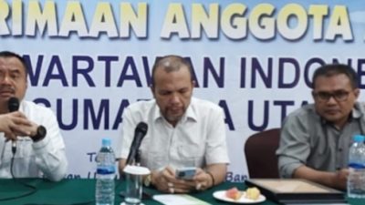 Dari kiri, H Farianda Putra Sinik SE, SR Hamonangan dan Sugiatmo.(ist)