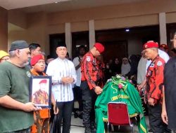 Kodrat Shah Dimakamkan di Samping Kuburan sang Adik