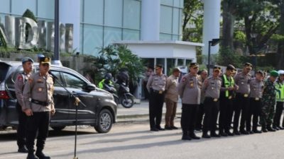 Kapolrestabes Medan Kombes Pol Teddy JS Marbun pimpin apel.(ist)