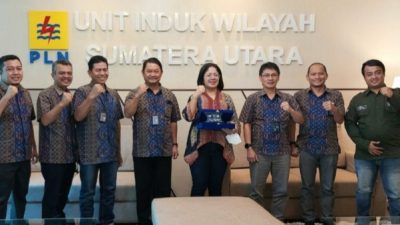 Anggota DPD Sumut, Badikenita Sitepu dan GM PLN UIW Sumut Tonny Bellamy poto bersama.(ist)