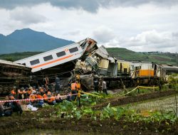 Kronologis Kecelakaan Kereta Api di Bandung yang Menewaskan 4 Orang