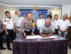 Bus Dilarang Naik dan Turunkan Penumpang di Jalan Sisingamangaraja Kota Medan