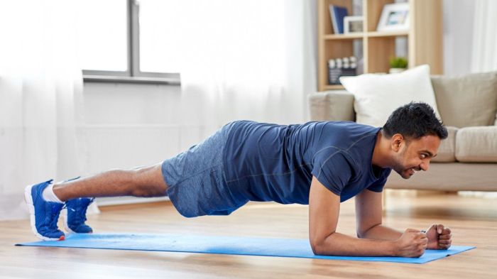 plank olahraga tubuh manfaat perut posisi melangsingkan otot kompas