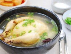 Resep Menu Sahur Sehat Sup Ayam Ginseng
