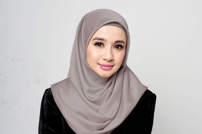 tutorial hijab segi empat rapi