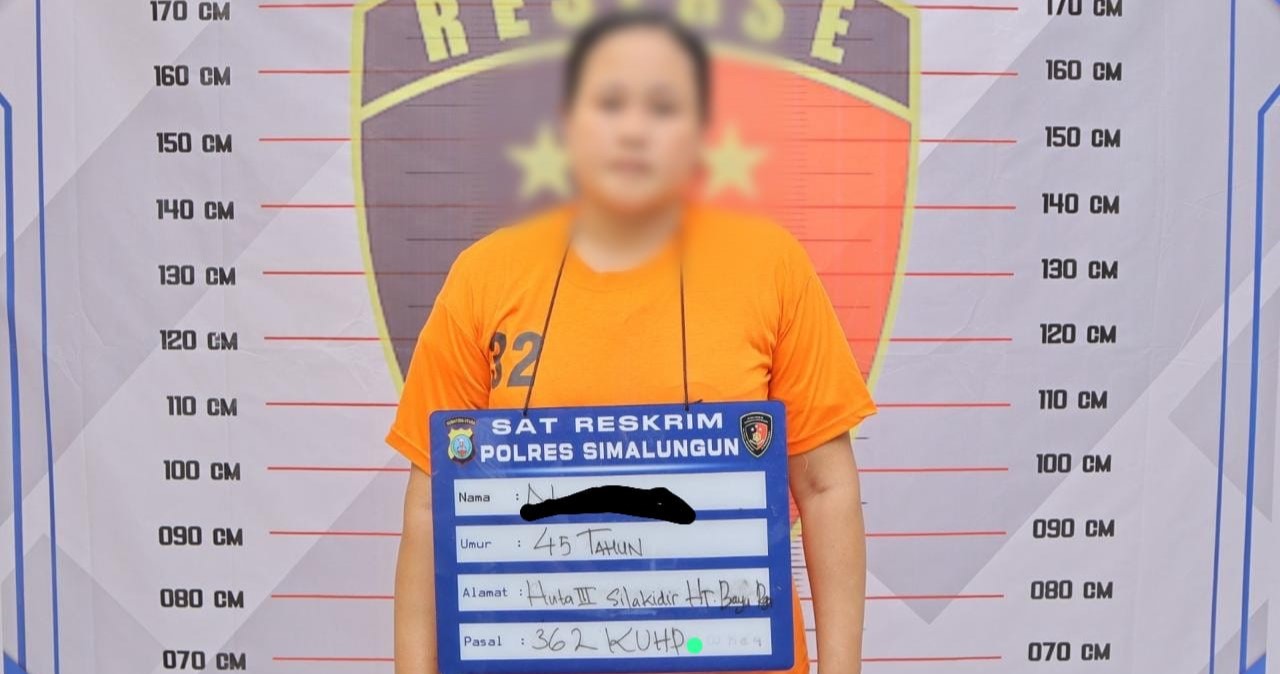 NL, seorang janda pelaku pencurian motor ditangkap petugas Polres Simalungun.