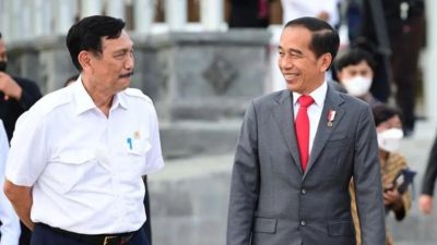 Presiden Joko Widodo dan Menkomarves Luhut BInsar Pandjaitan. (Instragram/luhut.pandjaitan)