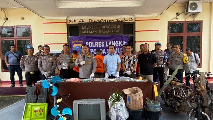 Polres Langkat saat memaparkan kasus bentrokan timses caleg di Kabupaten Langkat, Kamis (22/2/2024).