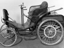 Henry Ford dan Revolusi Produksi Massal Otomotif