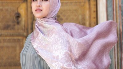 Tutorial Hijab Pashmina Ima: Tampil Modis dan Syar’i
