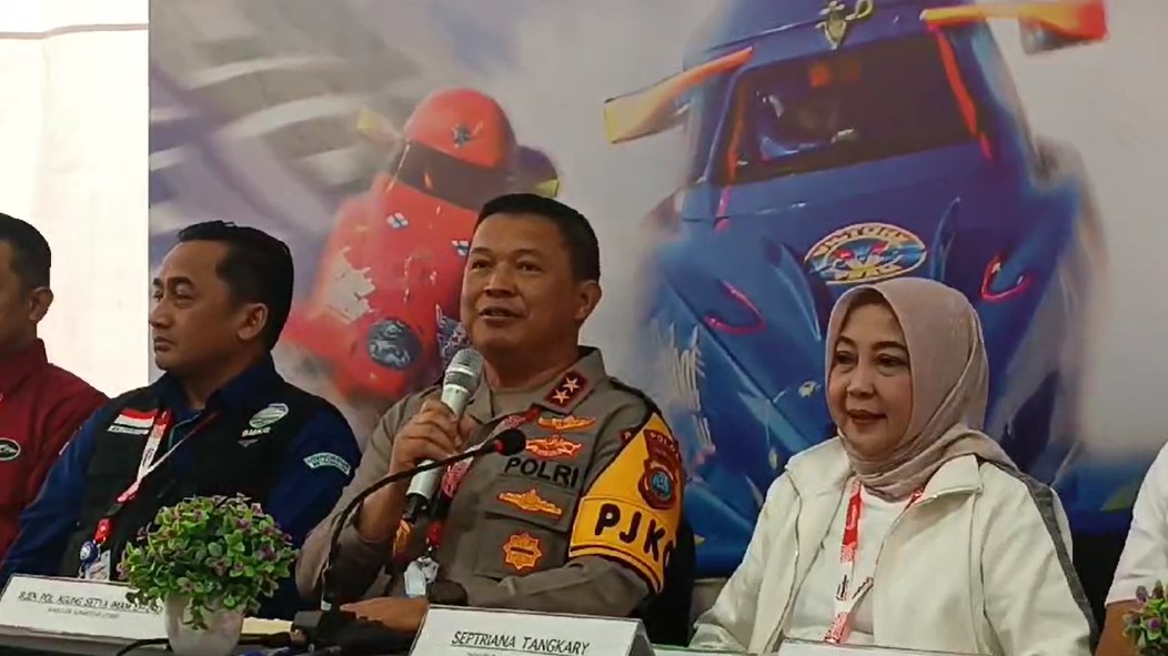 Kapolda Sumut, Irjen Agung Setya Imam Effendi saat menjelaskan soal pengamanan kegiatan F1 Powerboat