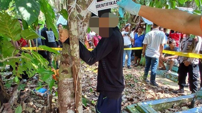 Seorang pria berinisial RSP (31) nekat akhiri hidup di pohon coklat areal pemakaman yang ada di Dusun I, Desa Huta Galuh, Kecamatan Kotarih, Kabupaten Sergai, Sabtu (16/3/2024) kemarin. Dugaan sementara korban nekat akhiri hidup karena cekcok rumah tangga).