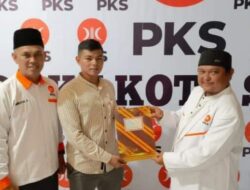 Drs Ahmad Sulhan MAP Ambil Formulir Pencalonan Walikota di PKS Kota Sibolga