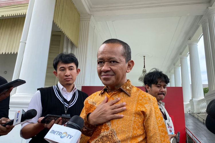 Menteri Investasi Bahlil Lahadalia usai menemui Presiden Joko Widodo di Istana Kepresidenan, Jakarta Pusat, Senin (8/5/2024).(KOMPAS.com/FIKA NURUL ULYA)  