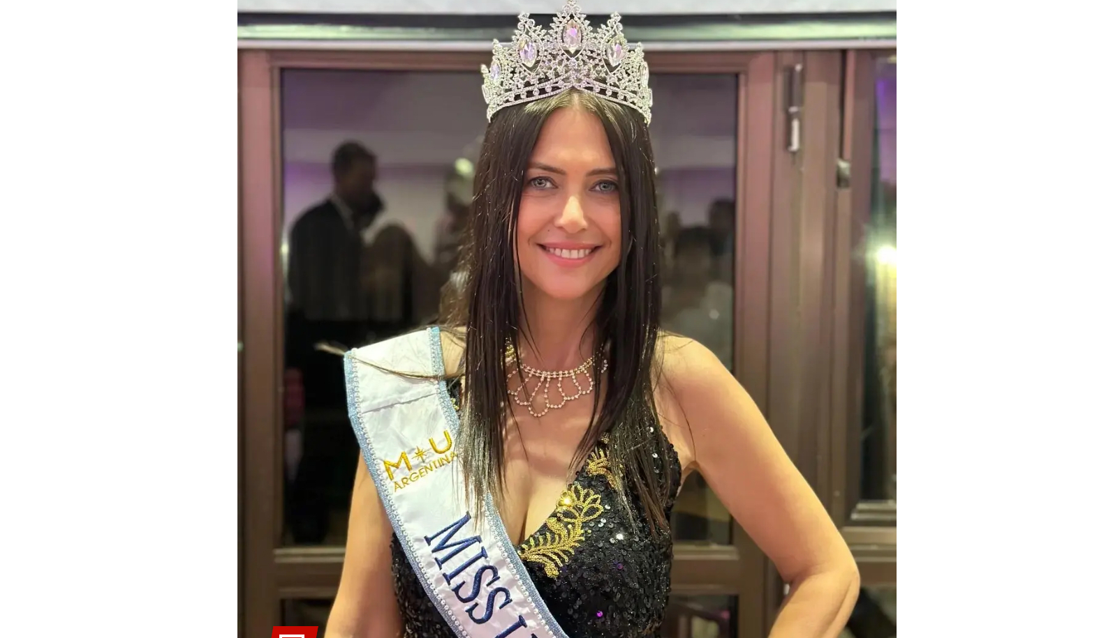 Alejandra Marisa Rodriguez terpilih dalam kontes kecantikan Miss Argentina meski usianya sudah 60 tahun. Di usia yang tak muda lagi, Alejandra masih terlihat menawan.