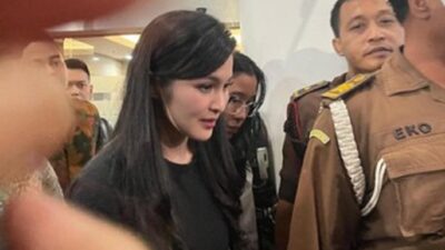 Penyidik Jaksa Agung Muda Tindak Pidana Khusus (Jampidsus) kembali memeriksa Sandra Dewi terkait kasus korupsi PT Timah.