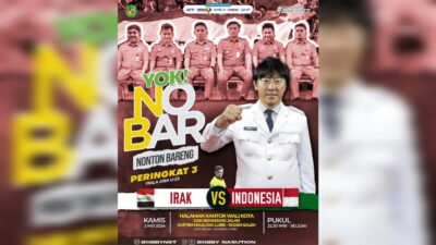 Gambar Unik Nobar Indonesia vs Irak di Balai Kota Medan: Bobby Nasution Jadi Wasit, Shin Tae-Yong Jadi Wali Kota