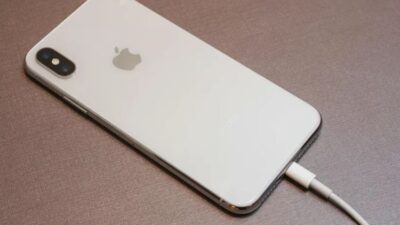Cara Mengecas iPhone yang Benar dari Apple