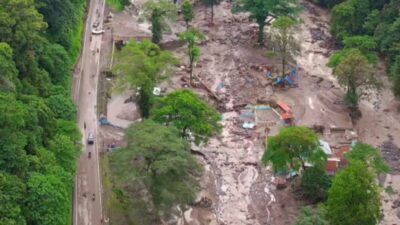 Disdukcapil Kabupaten Agam Buka Posko Pembuatan Dokumen Kependudukan untuk Korban Banjir