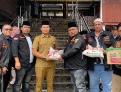 Samsul Tarigan Bersama Bobby Nasution Bantu Korban Kebakaran Desa Besilam Babussalam