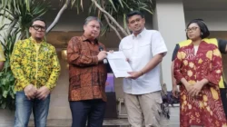 Wali Kota Medan Bobby Nasution resmi mendapatkan surat tugas dari Partai Golkar untuk maju sebagai bakal calon Gubernur Sumatera Utara pada Pilkada Sumut 2024.(Antara)