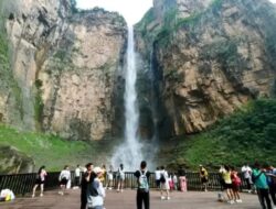 Air Terjun Tertinggi di China Diduga Palsu, Pendaki Kecewa