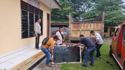 Polsek Tanah Jawa menyita satu meja judi di warung kopi milik Parluhutan Sinaga di Huta III Dusun Pining I, Nagori Bosar Galugur, Kecamatan Tanah Jawa, Kabupaten Simalungun