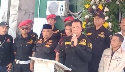 Ketua Umum GRIB Jaya Rosario de Marshal alias Hercules sampaikan sambutan.(ist)