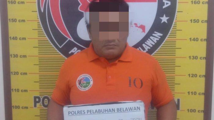 Petugas Sat Res Narkoba Polres Pelabuhan Belawan akhirnya menangkap Azizi (43), pengedar sabu yang selama ini meresahkan masyarakat.