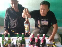 Kafe Jaya di Simalungun Dirazia, Puluhan Botol Miras Disita