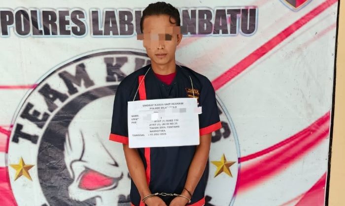 Petugas Unit Reskrim Polsek Bilah Hulu meringkus DSP alias Doni warga Desa Sei Siarti, Kecamatan Panai Tengah, Kabupaten Labuhanbatu.