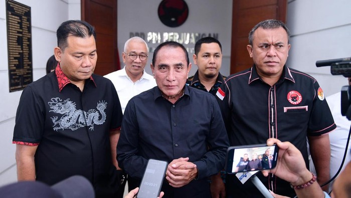 Edy Rahmayadi di DPD PDIP Sumut.