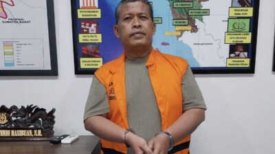 Amaludin Batubara, terpidana kasus penjualan rokok tanpa cukai yang sudah divonis satu tahun empat bulan penjara pura-pura pikun saat ditangkap tim Intelijen Kejaksaan Tinggi Sumatera Utara (Kejati Sumut).