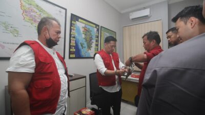 Penyidik Pidana Khusus Kejati Sumut menahan Sekretaris Dinas Kesehatan Sumut, dr AY, yang sempat menjabat sebagai Pejabat Pelaksana Teknis Kegiatan.