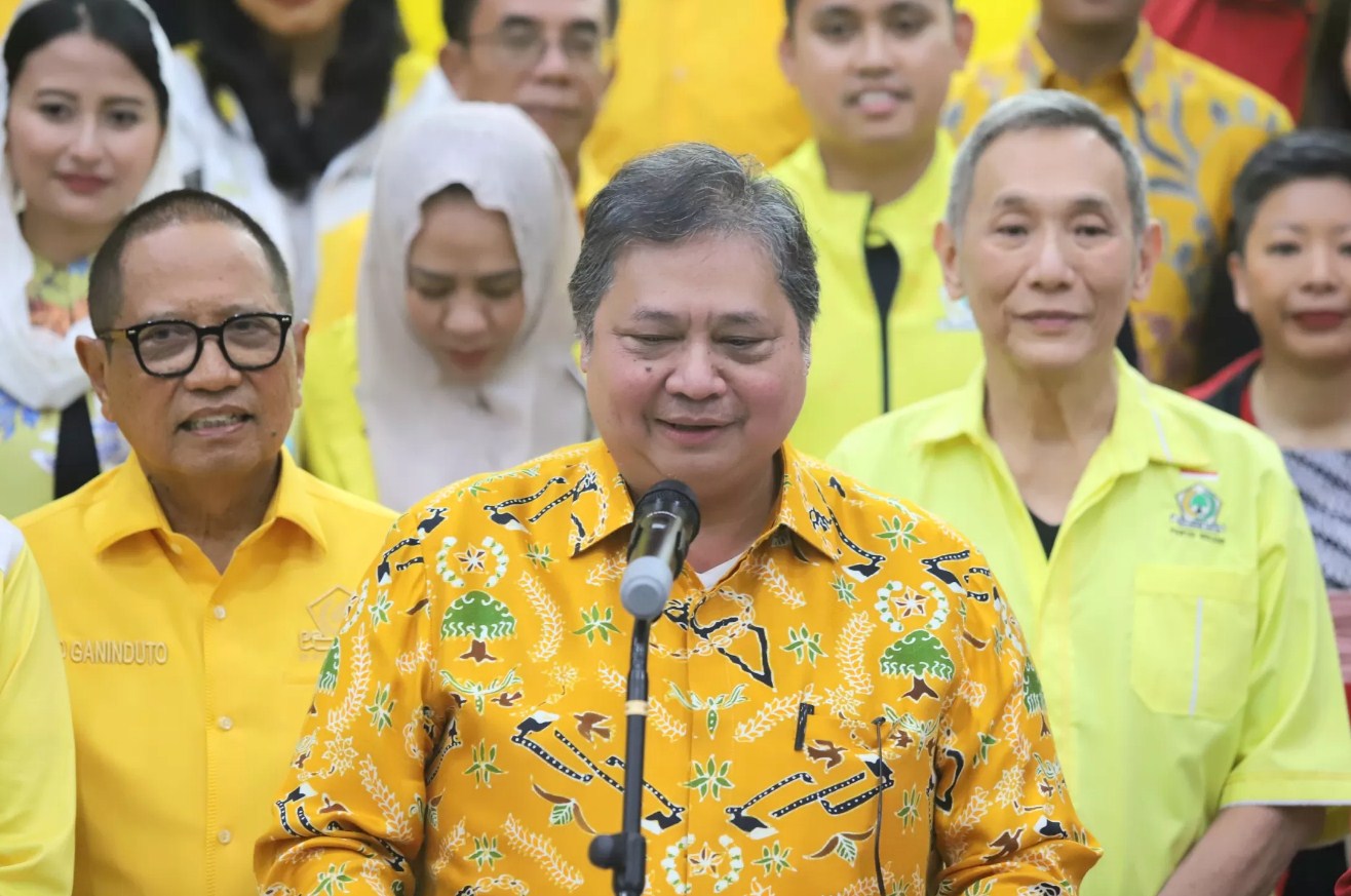 Ketua Umum Partai Golkar Airlangga Hartarto dikabarkan mundur dari jabatannya.