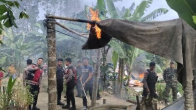 Tim Gabungan Polrestabes Medan Gerebek Barak Judi dan Narkoba Wilayah Sunggal