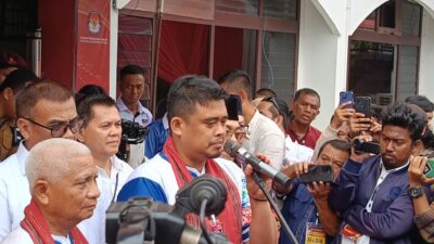 Bobby Nasution, mantu Presiden RI Joko Widodo dan Surya resmi mendaftar ke KPU Sumut sebagai calon Gubernur dan Wakil Gubernur Sumut.