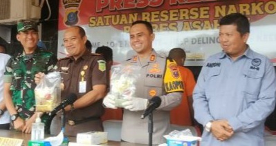 Kapolres Asahan, AKBP Afdhal Junaidi paparkan kasus.(ist)